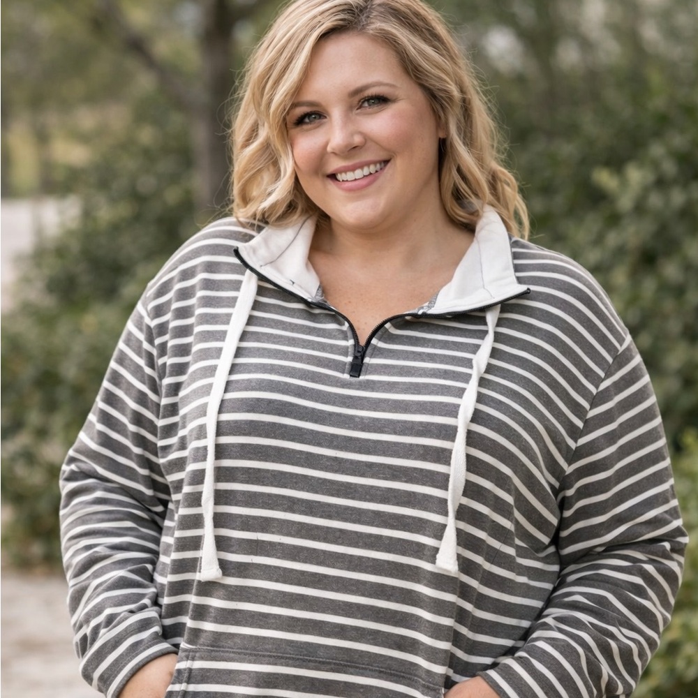 Ninexis Women's 2x Grey White Striped‎ Pullover Sweatshirt Half zip Funnel Neck